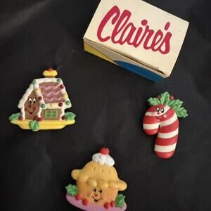 Claire’s Holiday Magnet Set‎